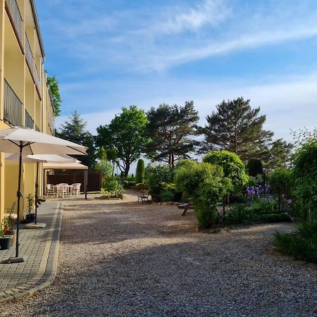 Dom Na Bukowym Wzgorzu Bed & Breakfast Wicko  Ngoại thất bức ảnh
