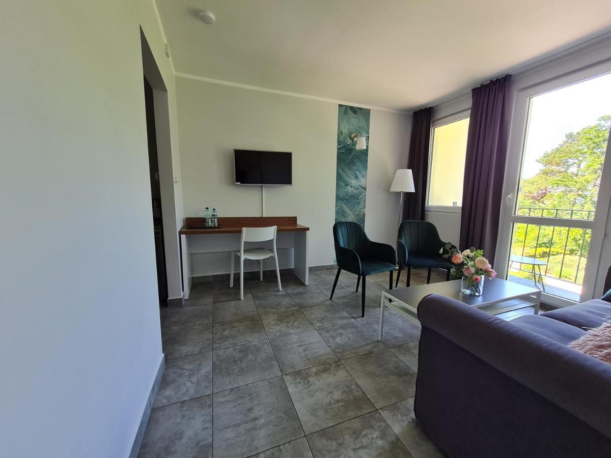 Dom Na Bukowym Wzgorzu Bed & Breakfast Wicko  Ngoại thất bức ảnh